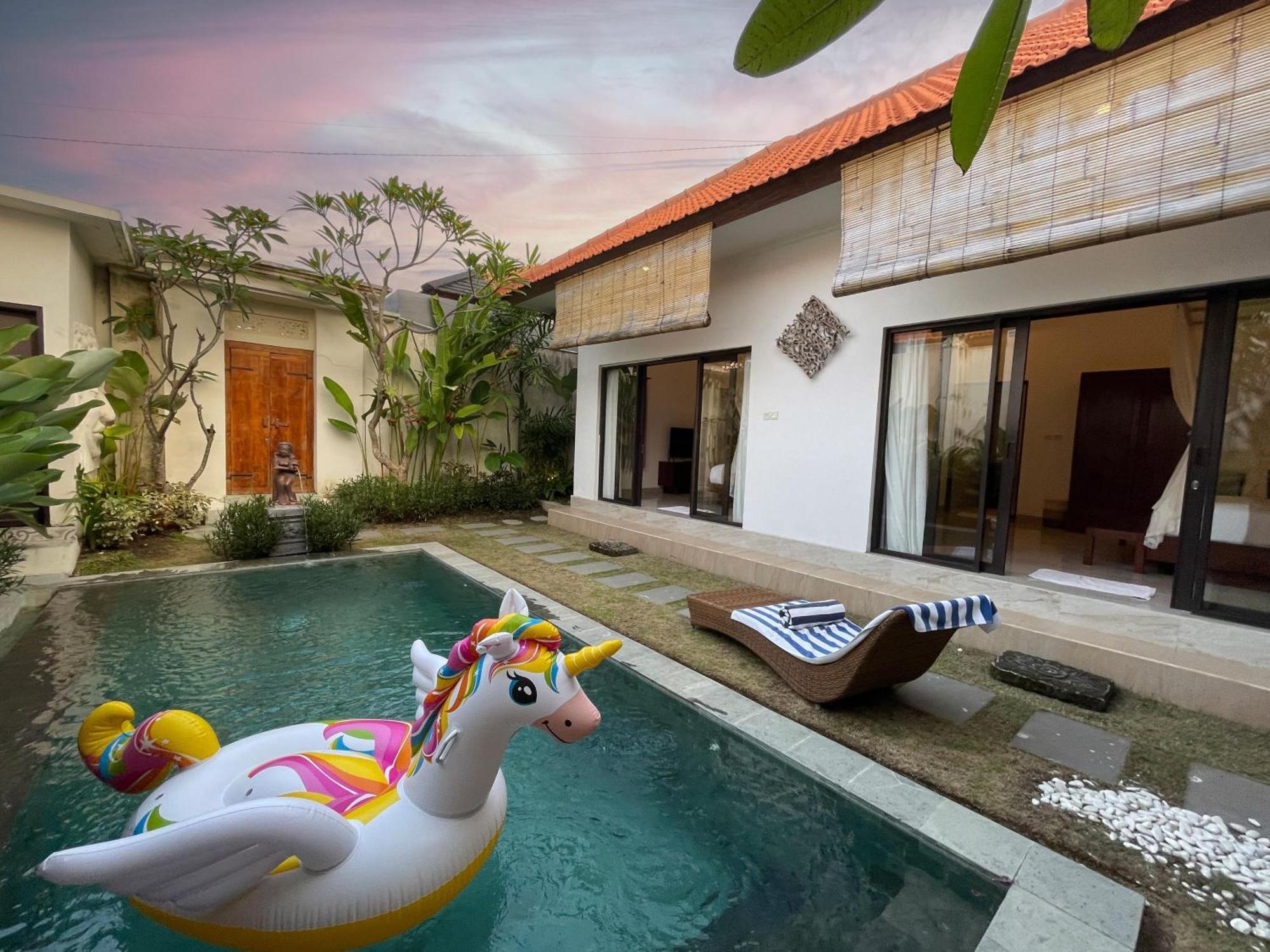 Villa Sinergi 2Br Tranquil Villa In Seminyak Ngoại thất bức ảnh
